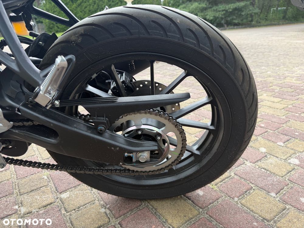 Yamaha R125 - 9