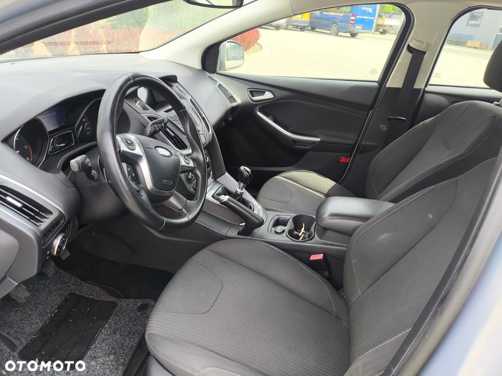 Ford Focus - 13
