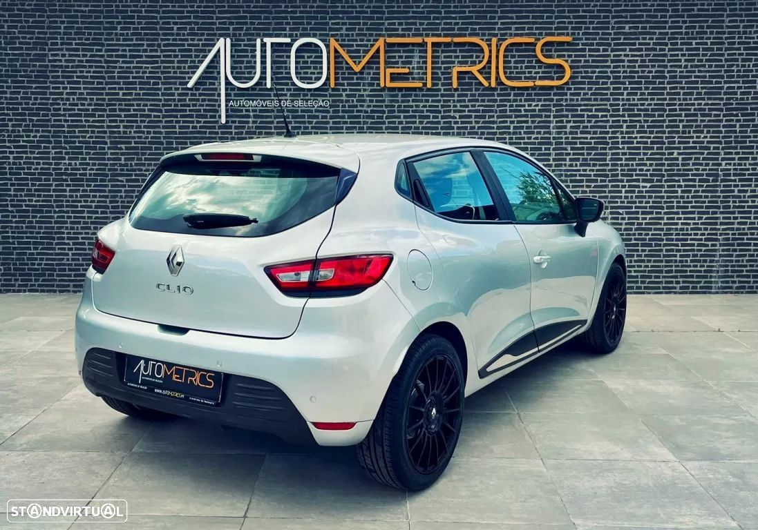 Renault Clio 0.9 TCe Limited Bi-Fuel - 25