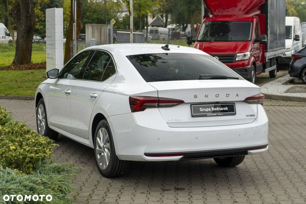 Skoda Octavia - 11