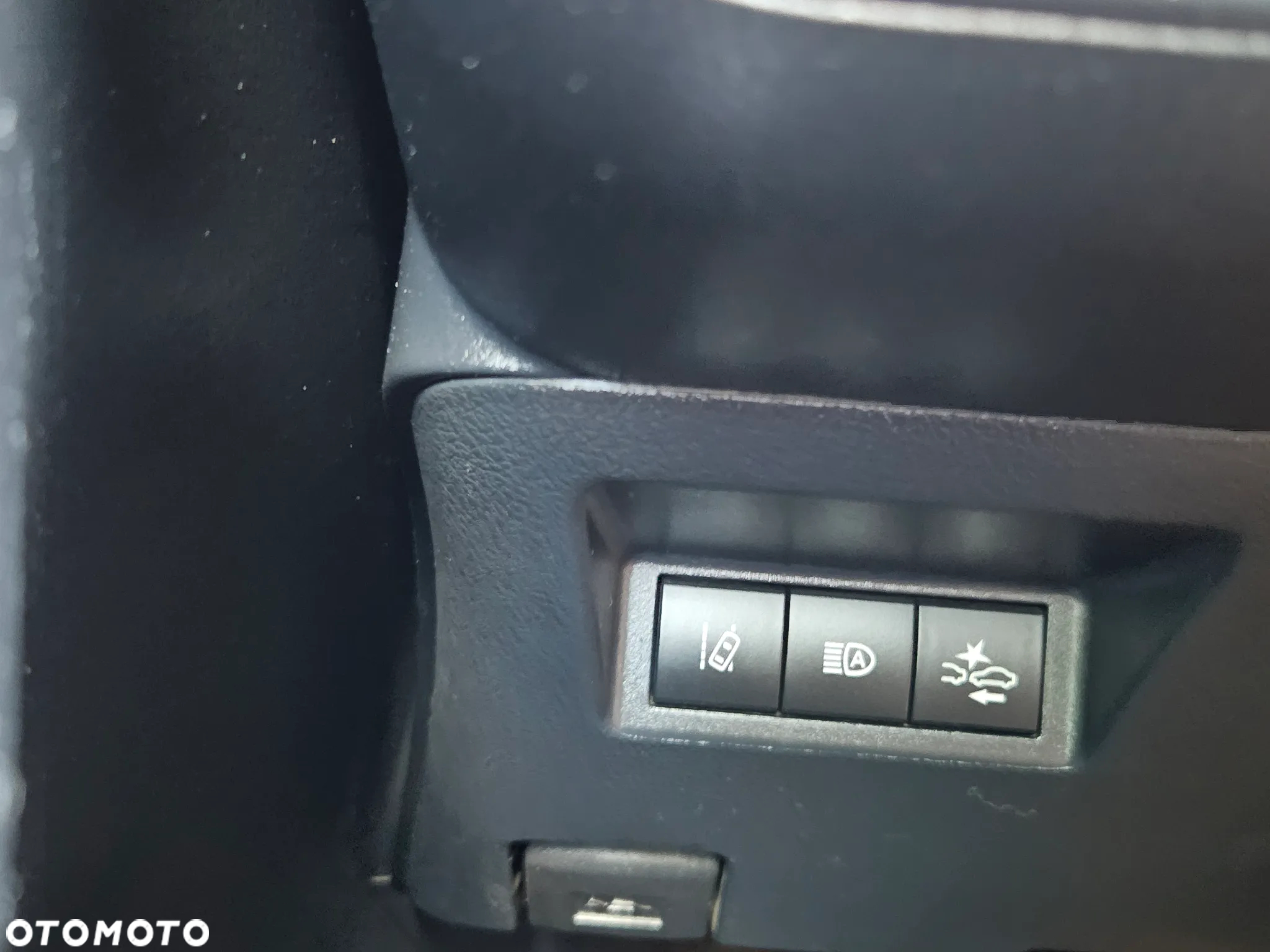Toyota Yaris - 25