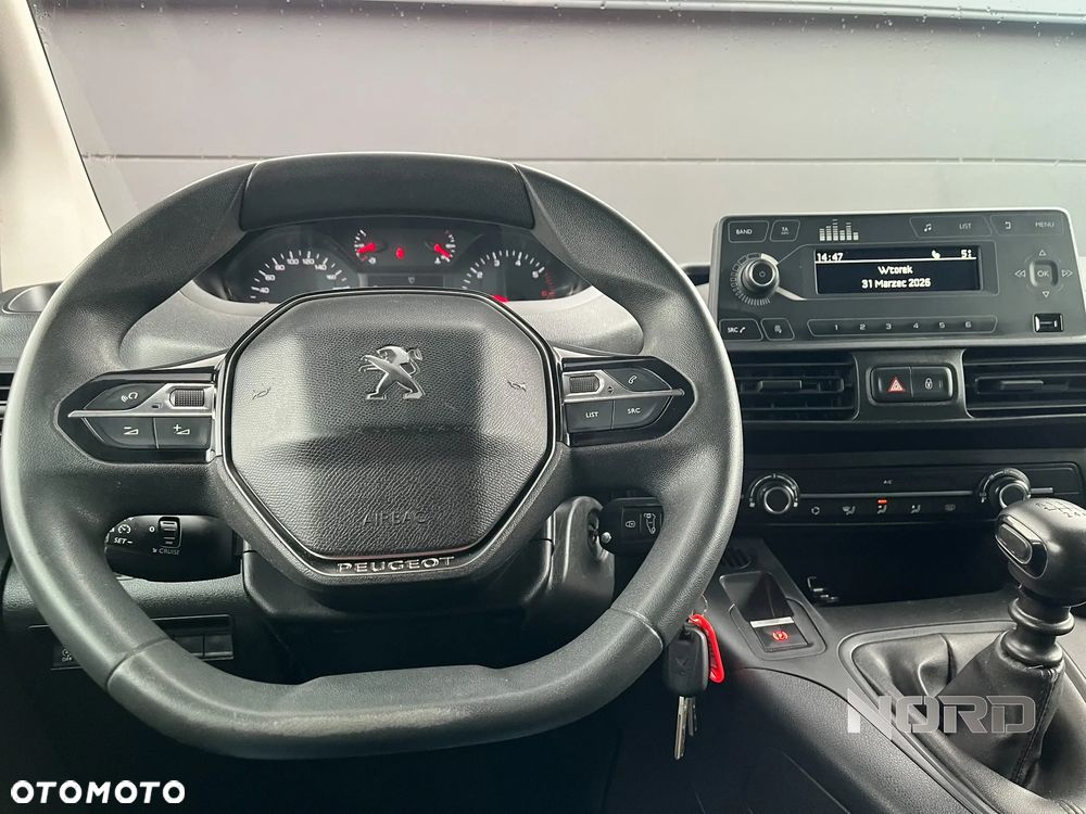 Peugeot Partner 1.5 4x4 Long Premium - 11