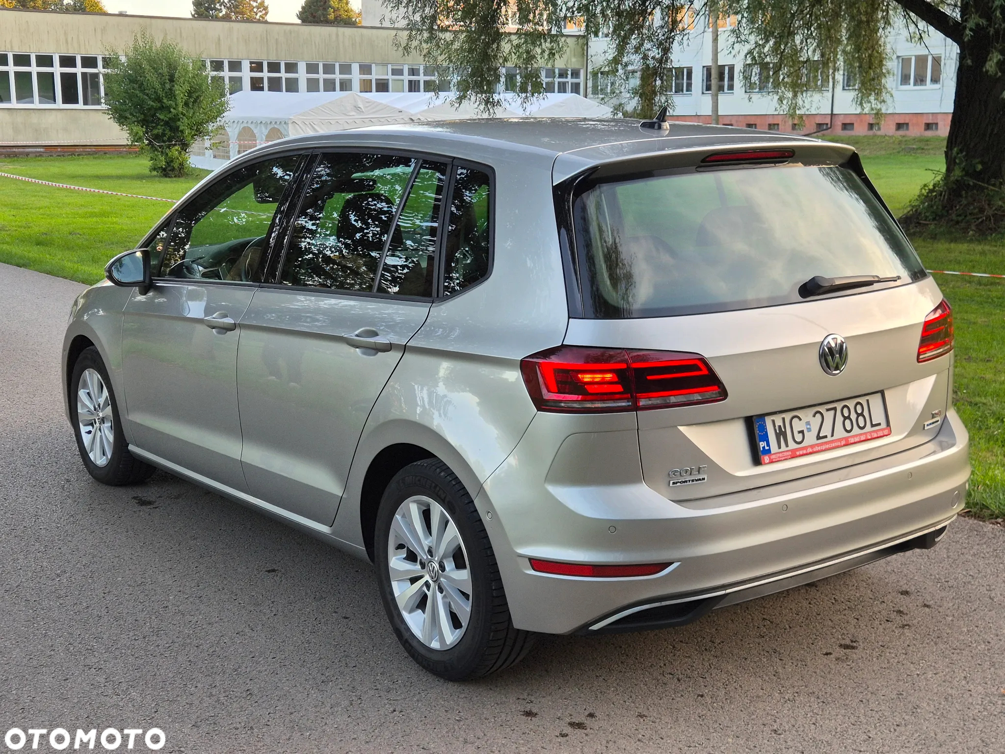 Volkswagen Golf Sportsvan 1.5 TSI ACT DSG Comfortline - 11