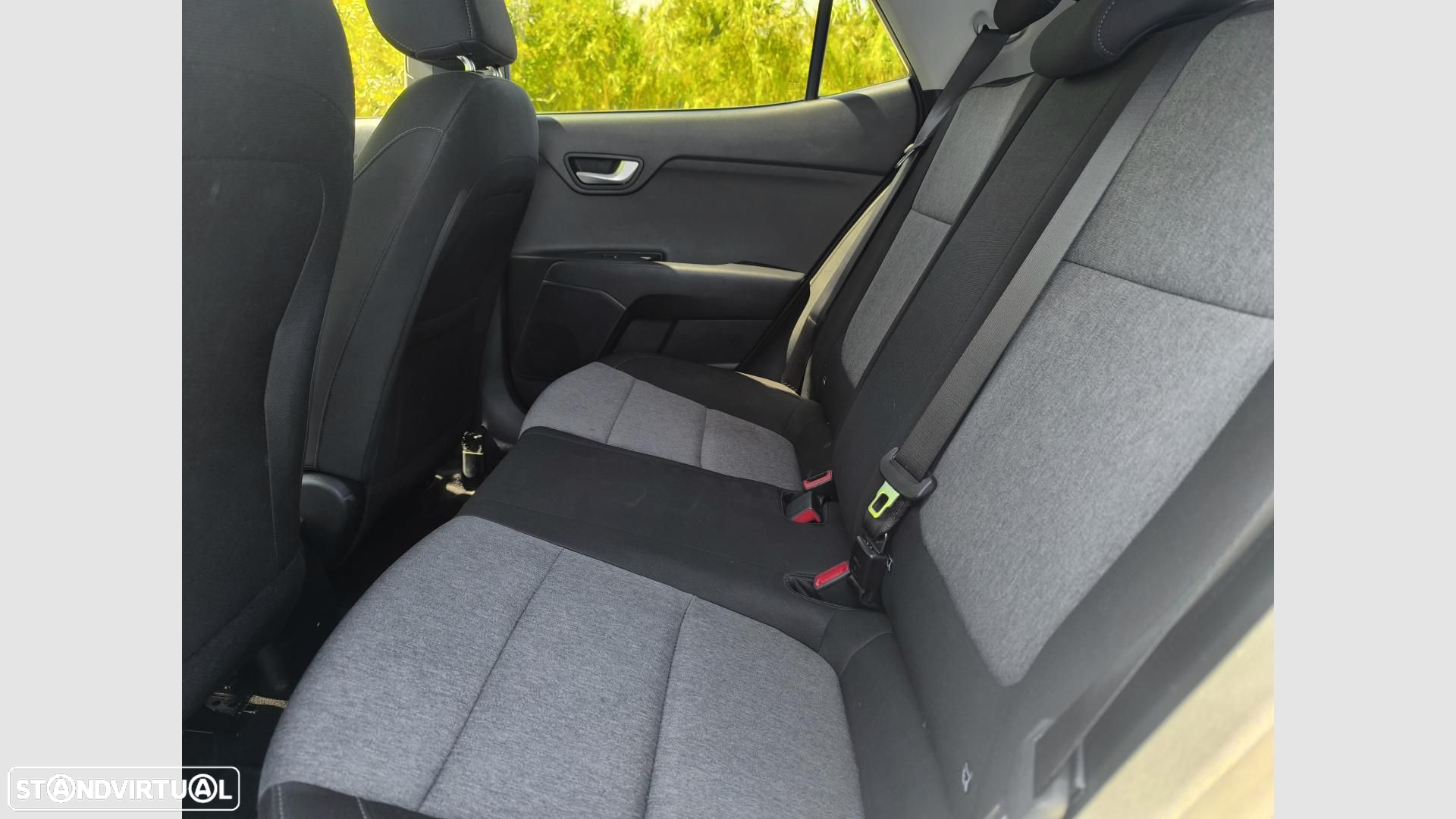Kia Stonic 1.2 Dynamic - 14
