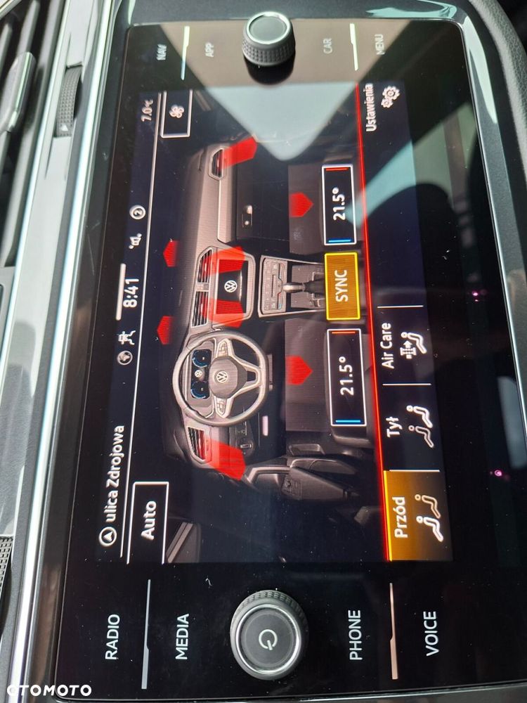 Volkswagen Tiguan - 31