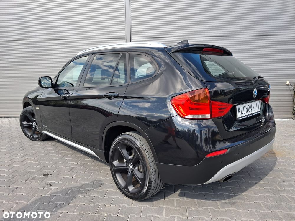 BMW X1 sDrive18i Sport Line - 32