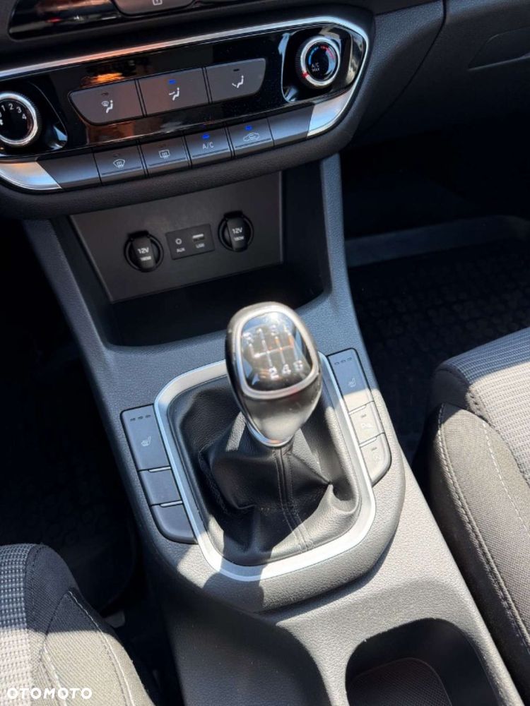 Hyundai i30 1.4 T-GDI Style - 30