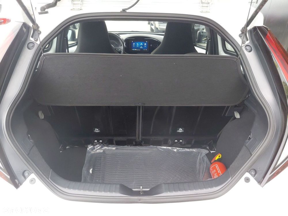 Toyota Aygo X - 13