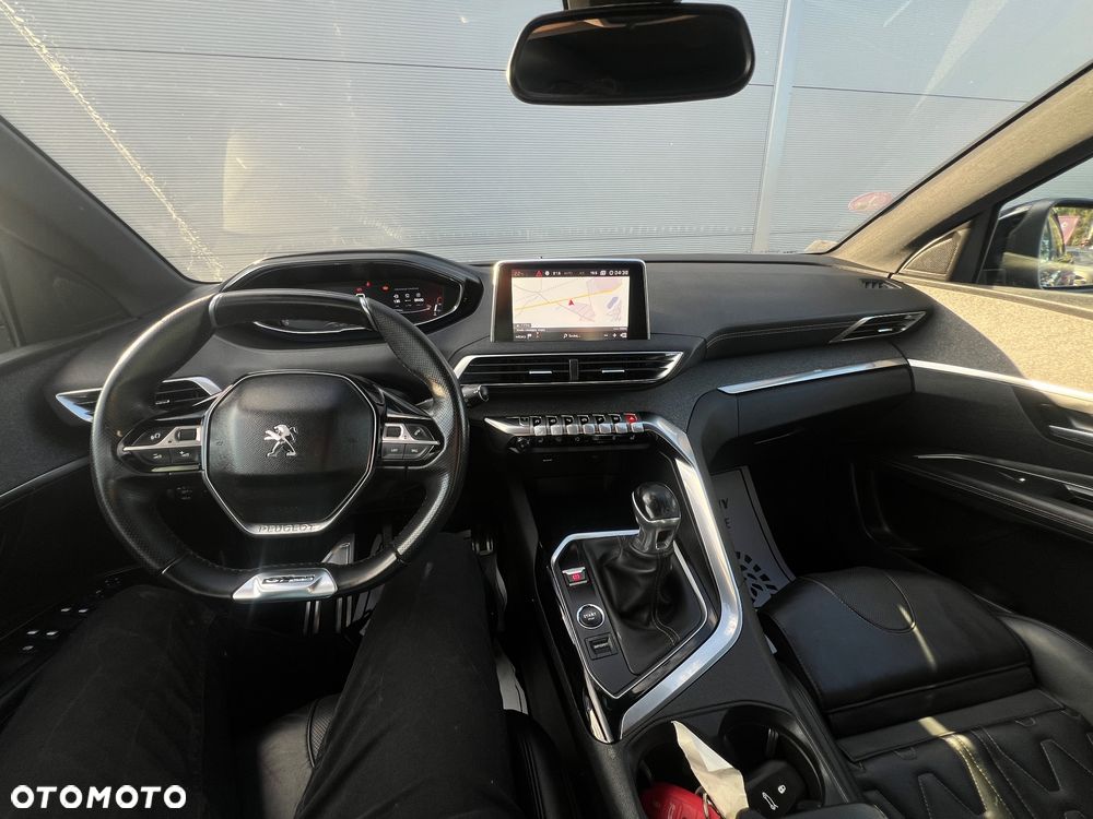 Peugeot 3008 - 23