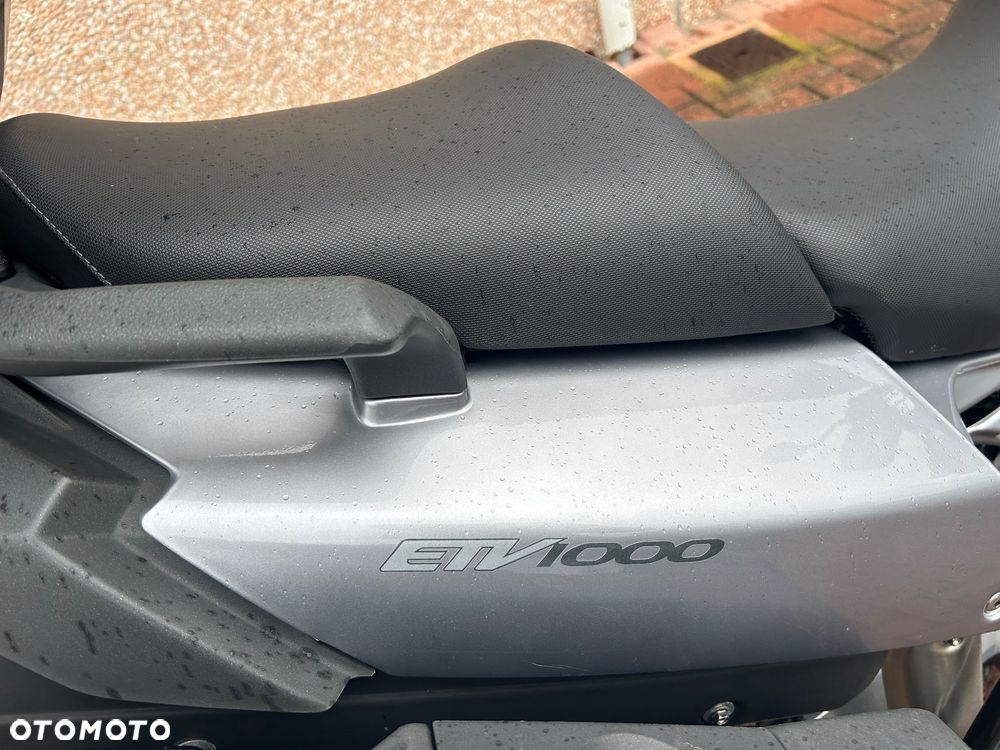 Aprilia Caponord - 8