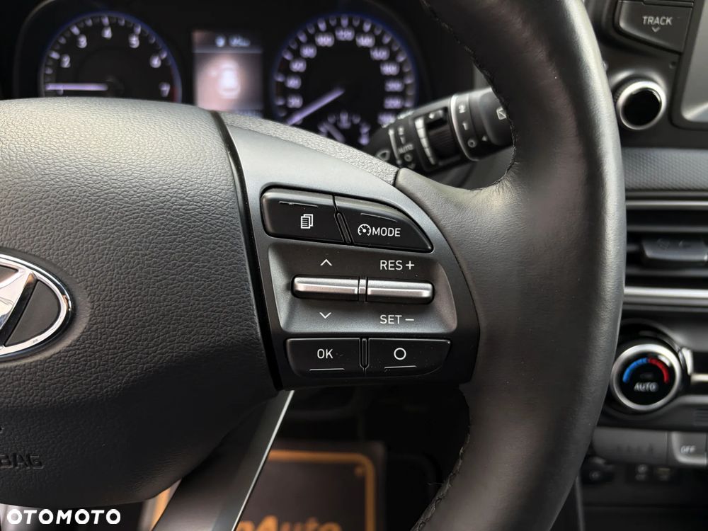 Hyundai Kona - 24