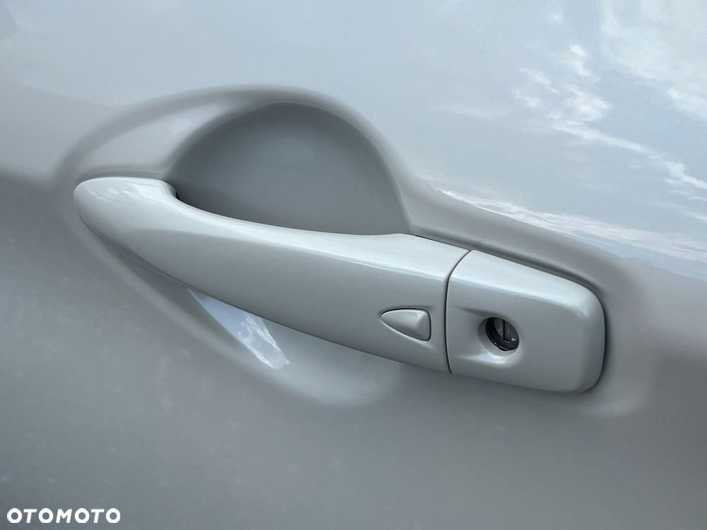 Nissan Qashqai 1.3 DIG-T N-Connecta - 20