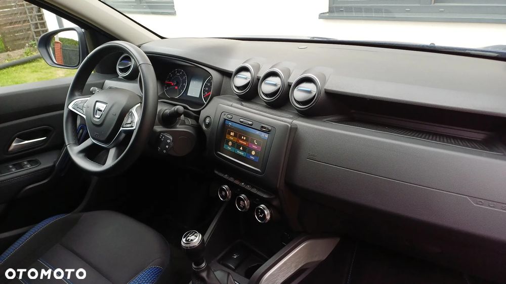 Dacia Duster 1.0 TCe SL Celebration - 6