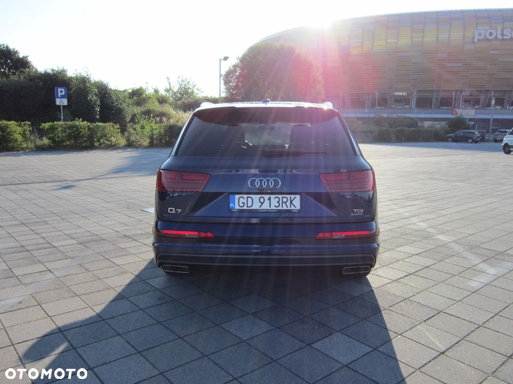 Audi Q7 - 6