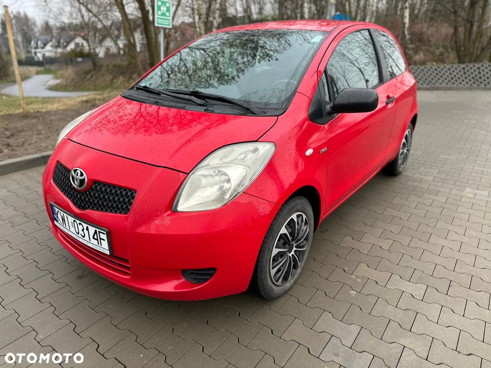 Toyota Yaris - 1