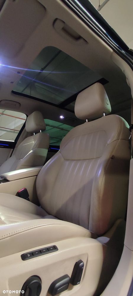 Skoda Superb 2.0 TDI 4x4 L&K DSG - 10