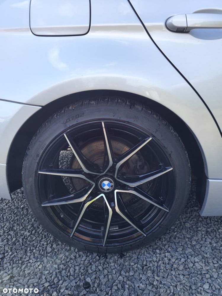 BMW Seria 3 318i - 6