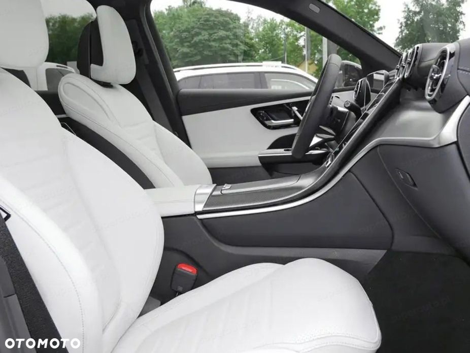 Mercedes-Benz GLC 220 d mHEV 4-Matic AMG Line - 12