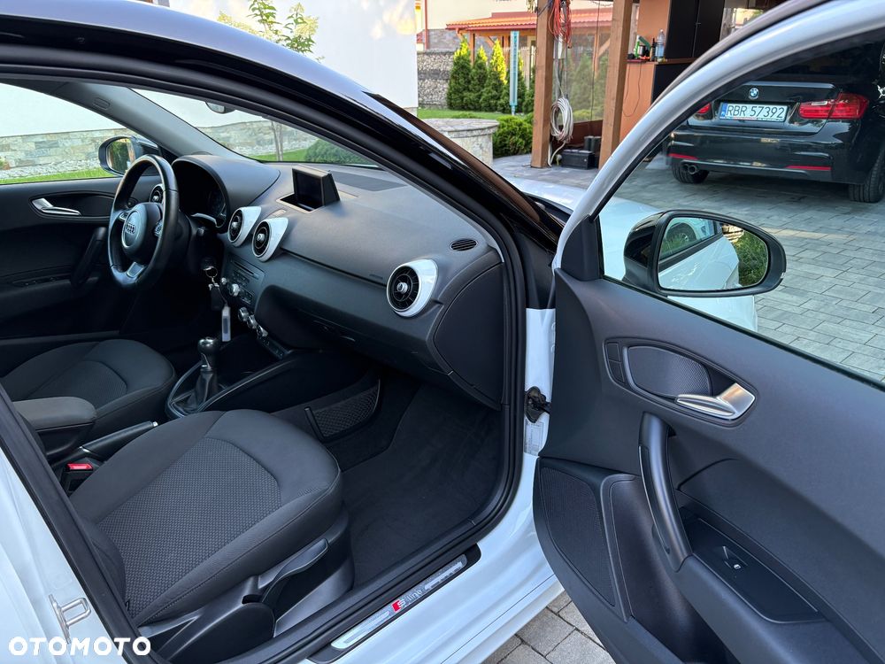 Audi A1 Sportback 1.2 TFSI S line edition - 6
