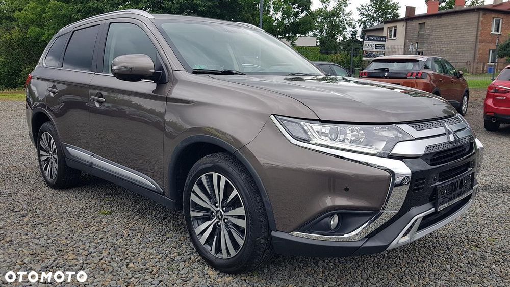 Mitsubishi Outlander 2.0 2WD CVT Spirit - 3