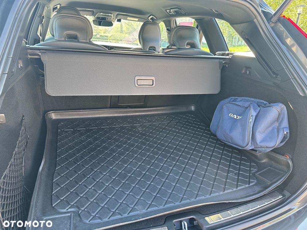 Volvo XC 60 D4 SCR R-Design - 10