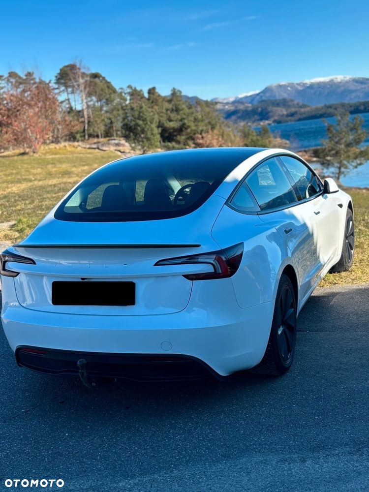 Tesla Model 3 Long Range RWD - 1