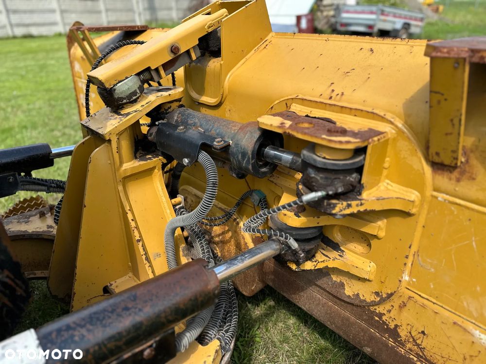 Caterpillar CAT D4K 2 XL / 8700Mth / Salon Polska - 17