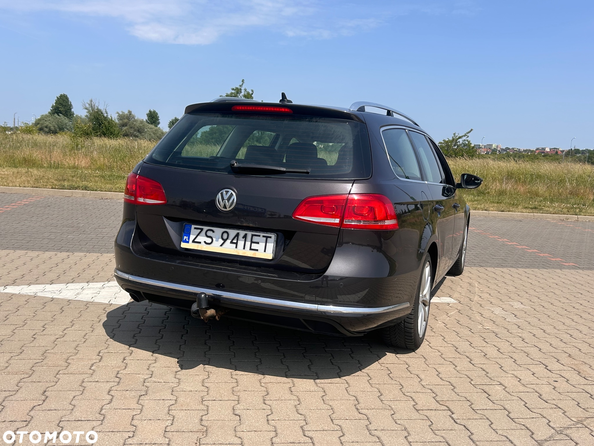 Volkswagen Passat 1.6 TDI Comfortline - 4