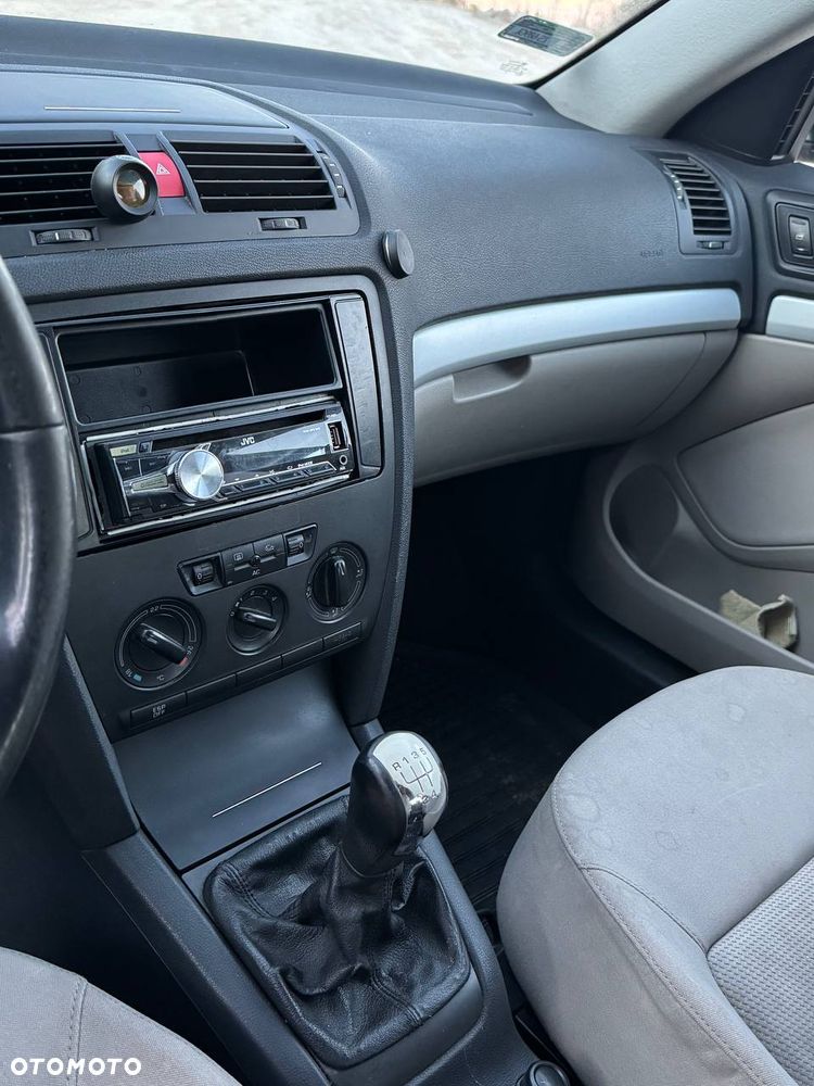Skoda Octavia - 7