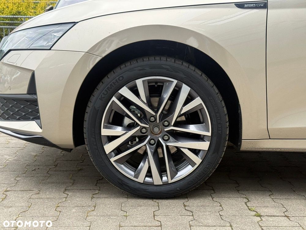 Skoda Octavia 1.5 TSI mHEV Sportline DSG - 38