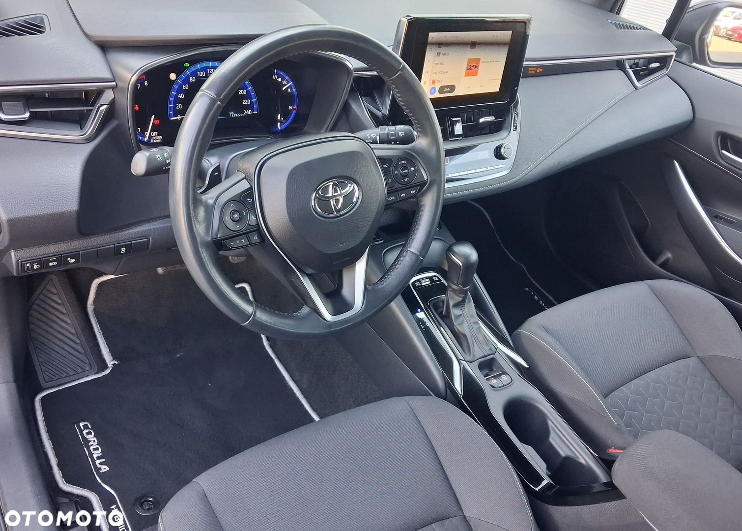 Toyota Corolla - 14