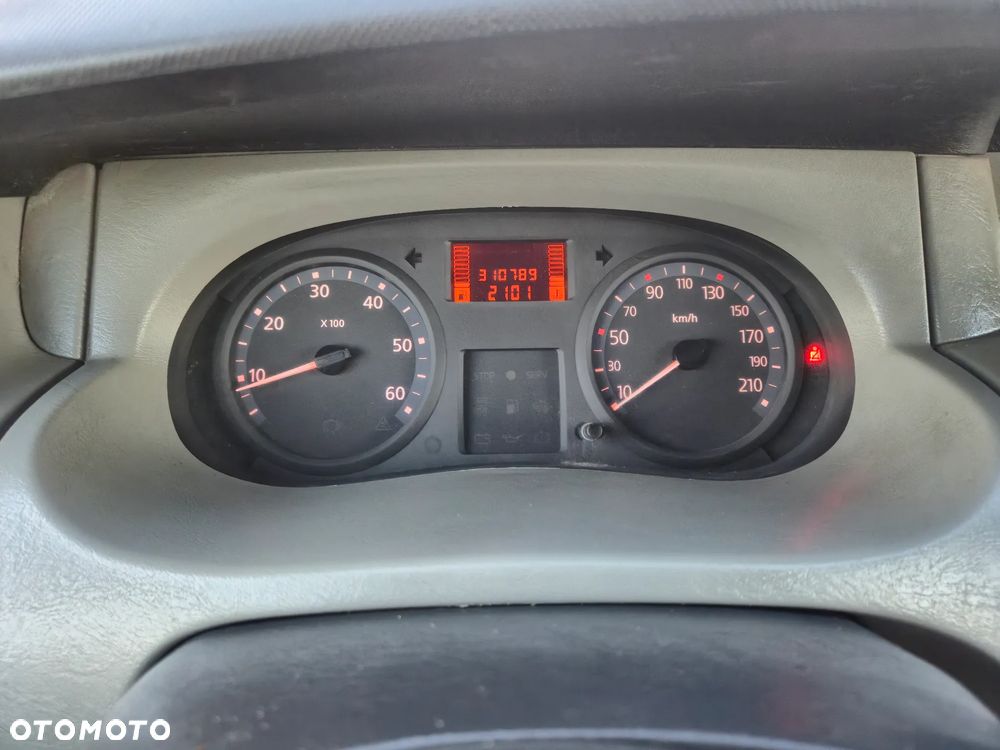 Renault Trafic - 15