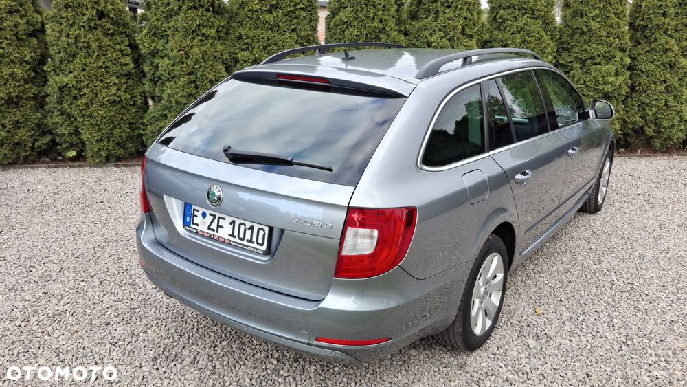 Skoda Superb 2.0 TDI PD Ambition - 4