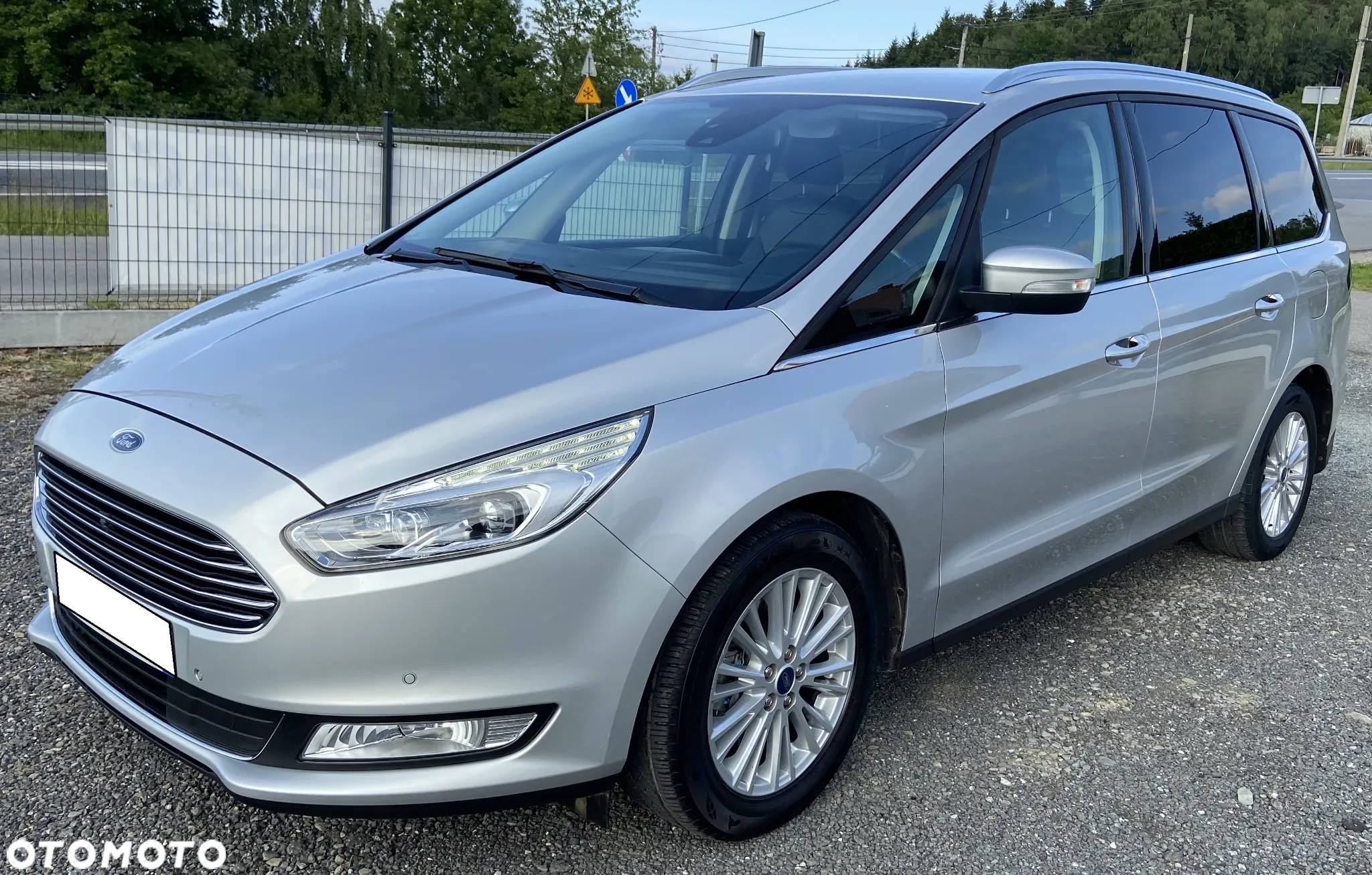 Ford Galaxy - 2