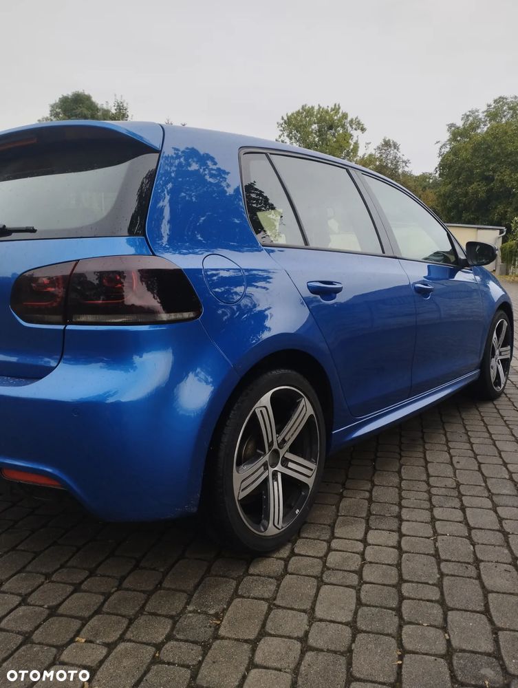 Volkswagen Golf - 11