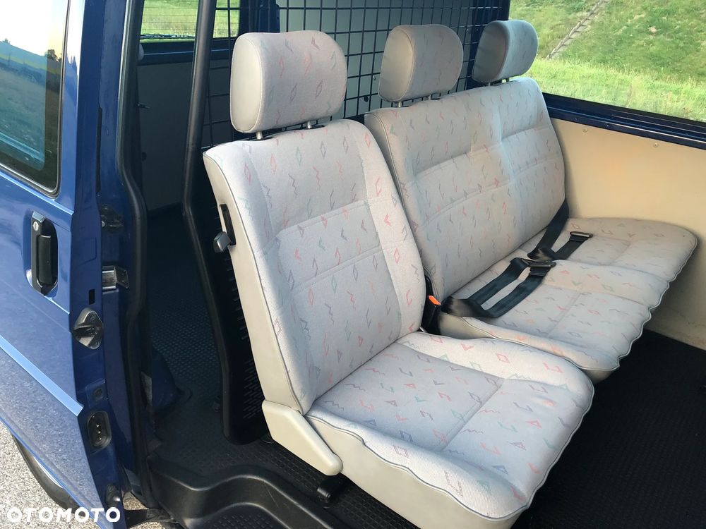 Volkswagen Transporter - 8