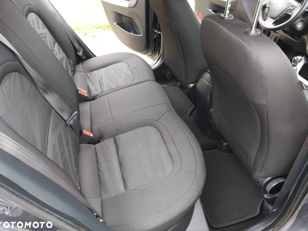 Kia Ceed 1.4 CRDi 90 SW Vision - 19