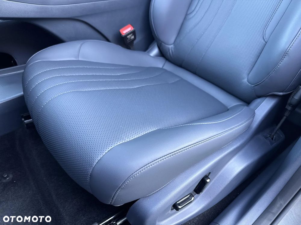 Geely Starray EM-i 1.5 PHEV Max - 16