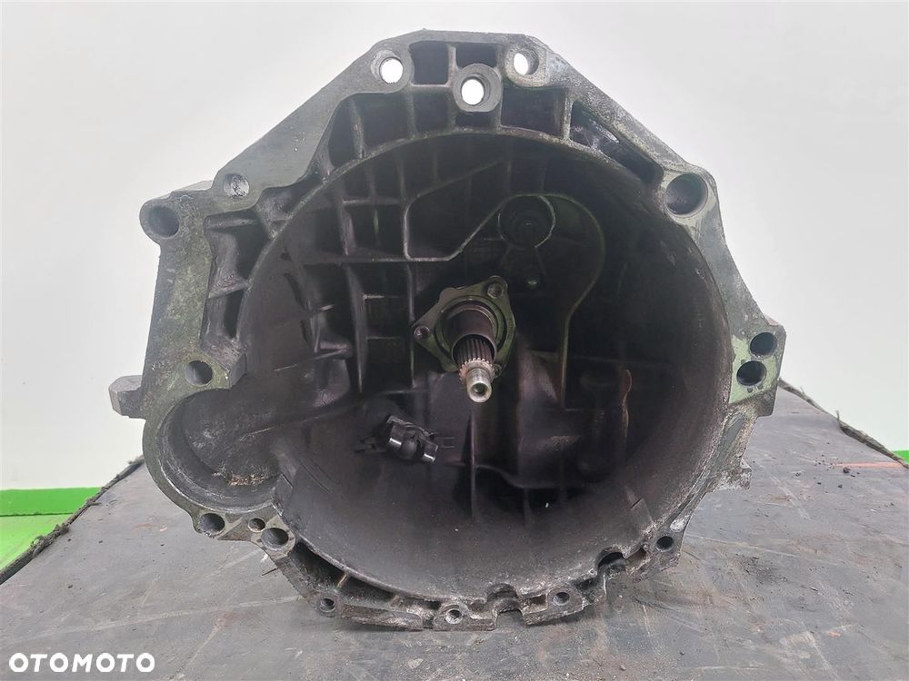 Skrzynia biegów Manualna Audi A4  B6 8E 00-04 2.0B 16V 130KM KOD:FJP - 1