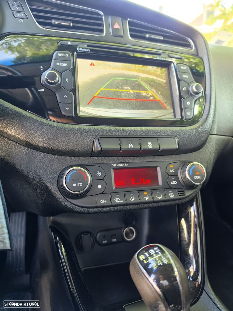 Kia Ceed SW 1.6 CRDi TX Prime - 11