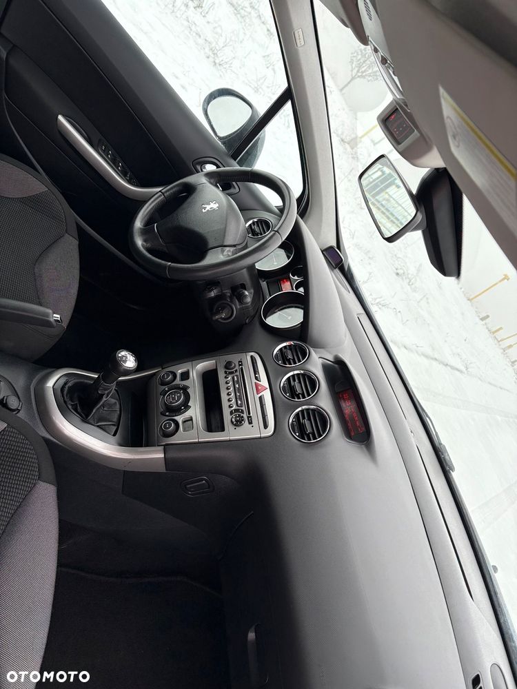 Peugeot 308 HDi FAP 90 Tendance - 24