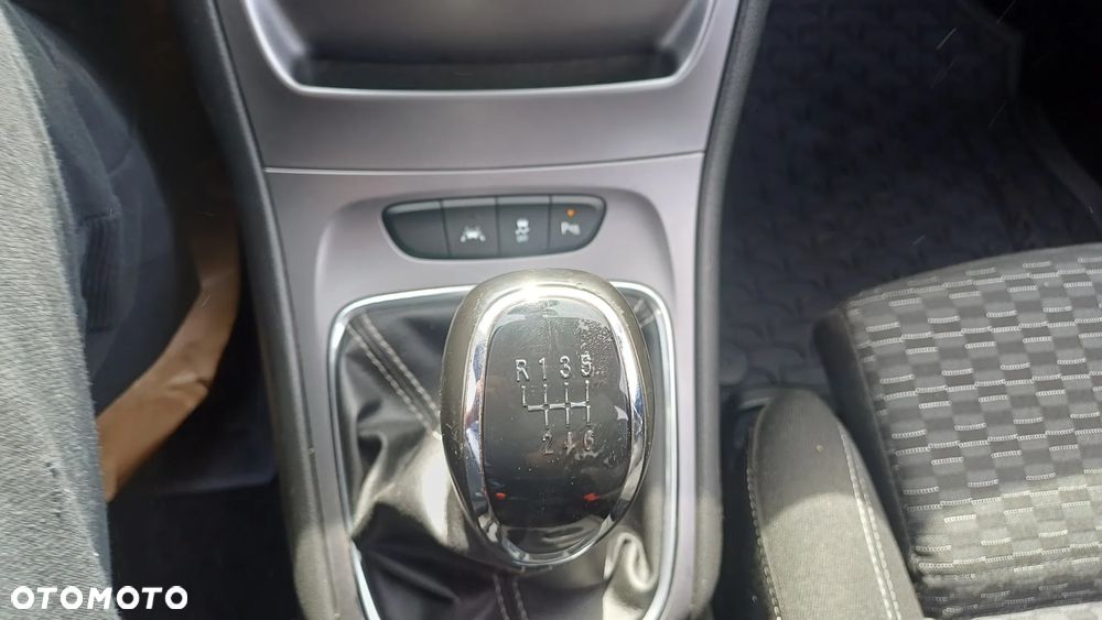 Opel Astra 1.4 Turbo Business - 16