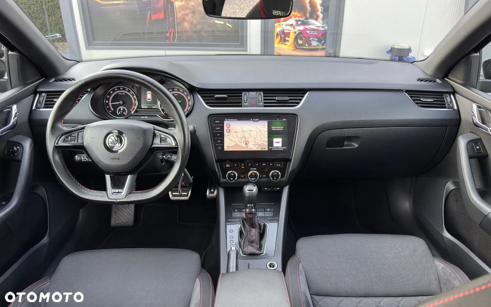Skoda Octavia 2.0 TDI 4x4 DSG RS - 29