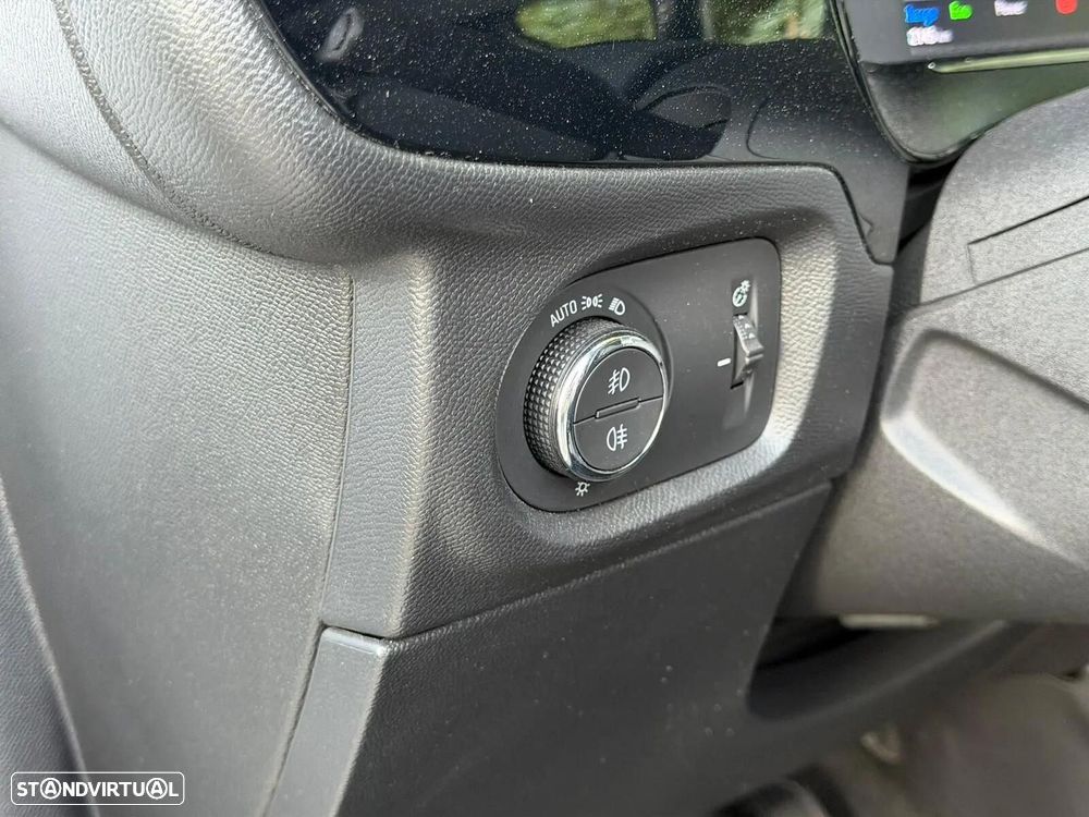 Opel Corsa-e Elegance - 32
