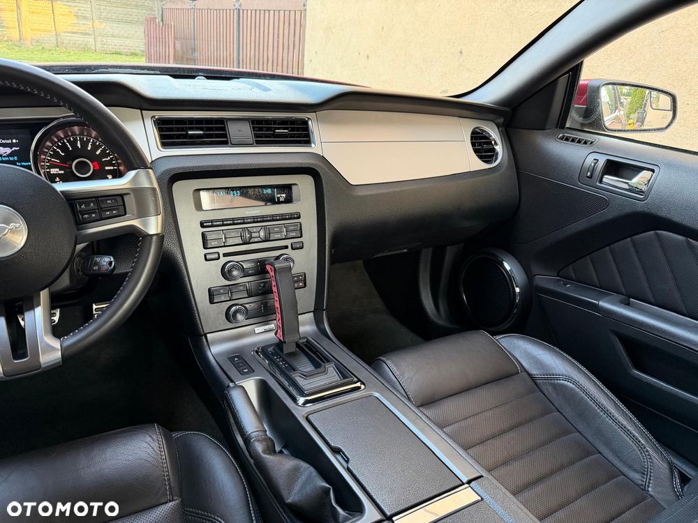 Ford Mustang 3.7 V6 Premium - 18