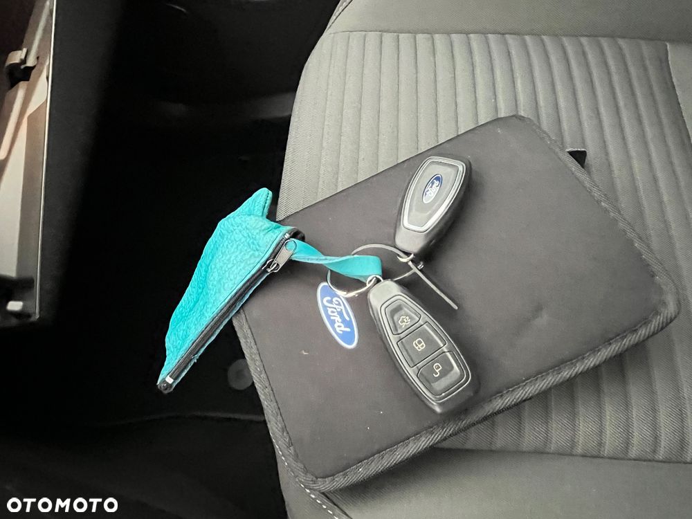 Ford Grand C-MAX 1.5 EcoBoost Start-Stopp-System Titanium - 22