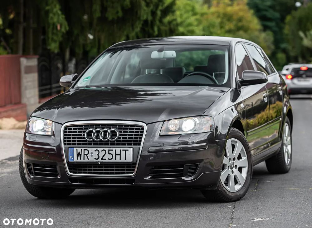 Audi A3 Sportback 1.4 TFSI Attraction - 2