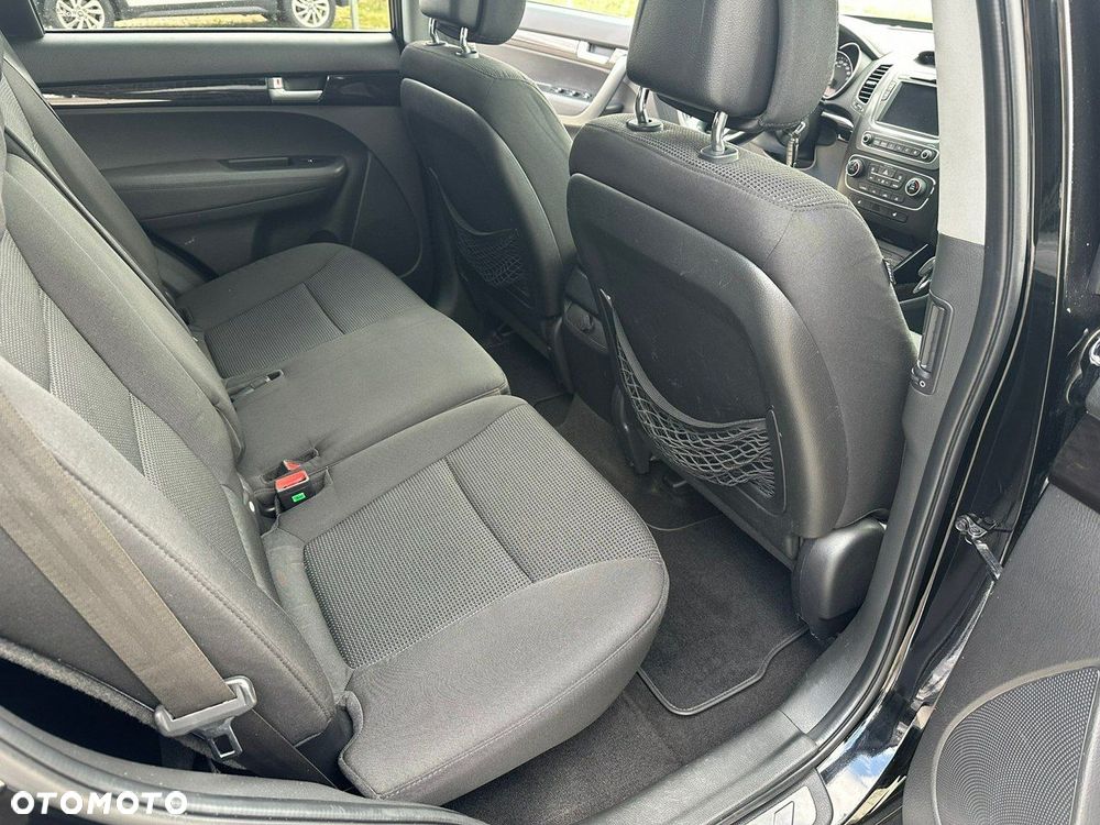 Kia Sorento - 13