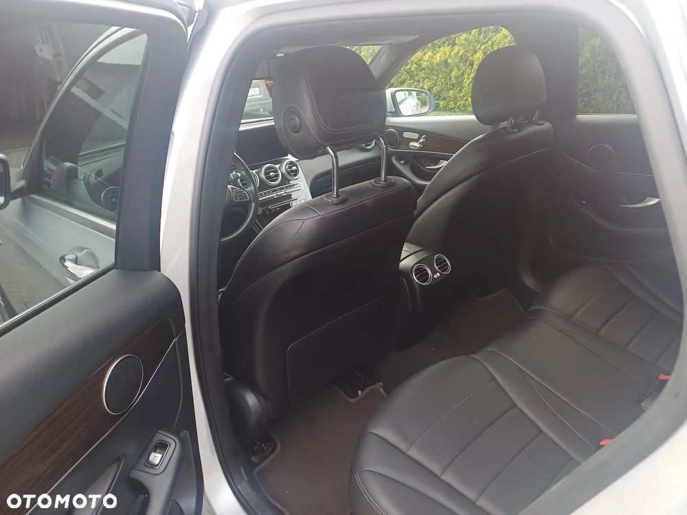 Mercedes-Benz GLC - 8