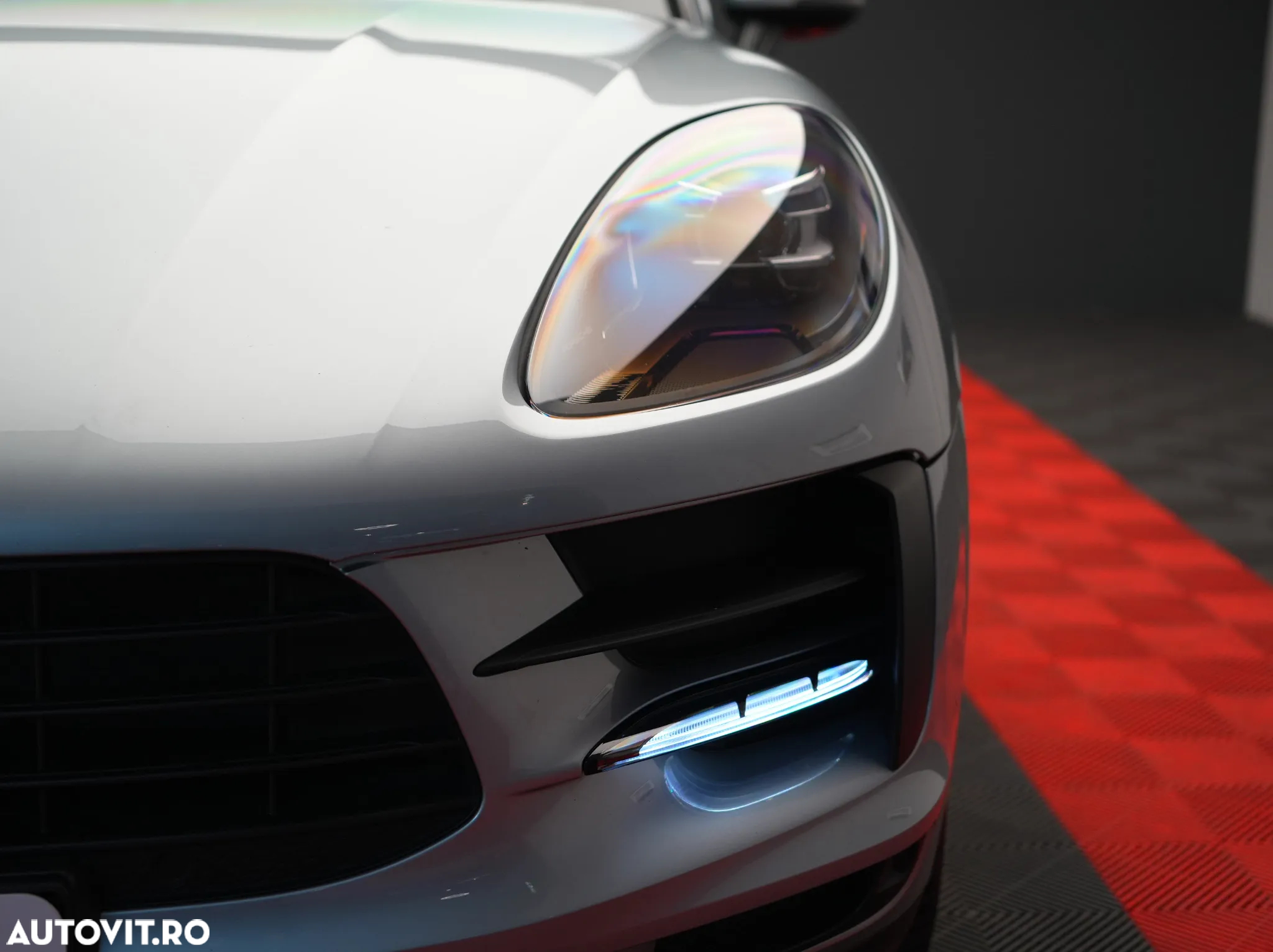 Porsche Macan Standard - 9